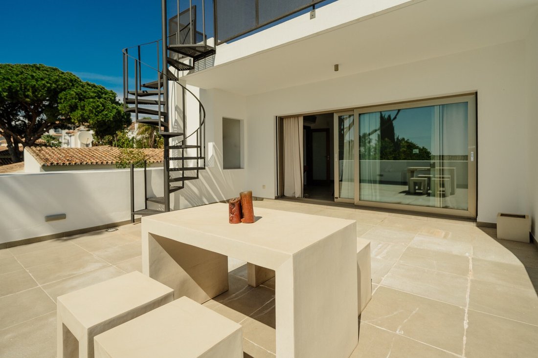 Villa in Marbella, Andalusia, Spain 4 - 17344853