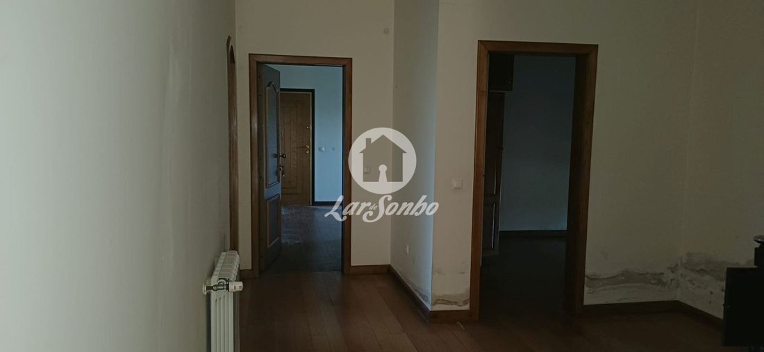 Townhouse in Meinedo, Porto District, Portugal 4 - 17546696