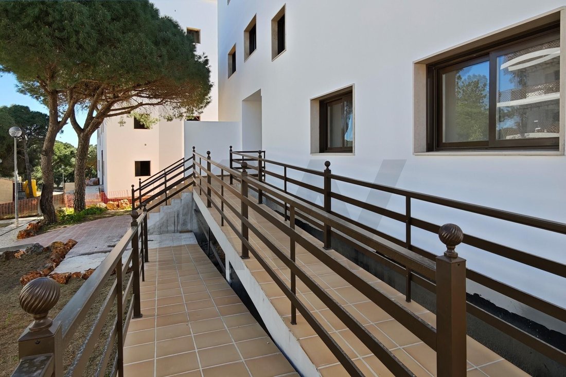 Apartment in Olhos de Agua, Algarve, Portugal 3 - 17546091