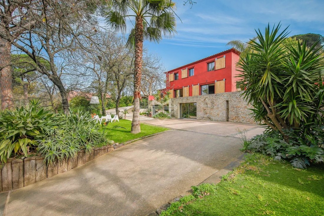 Villa in Toulon, Provence-Alpes-Côte d'Azur, France 2 - 17547055