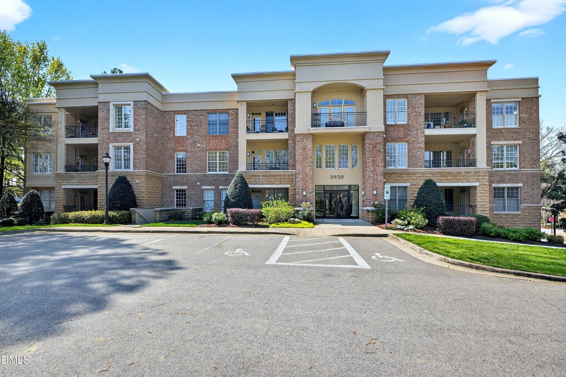 Condo in Raleigh, North Carolina, United States 1 - 17546578