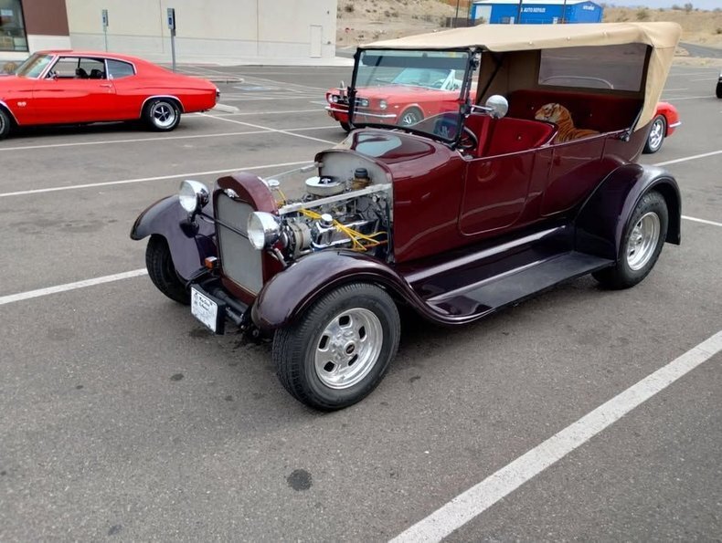 Cabriolet in Glendale, United States 4 - 17546390