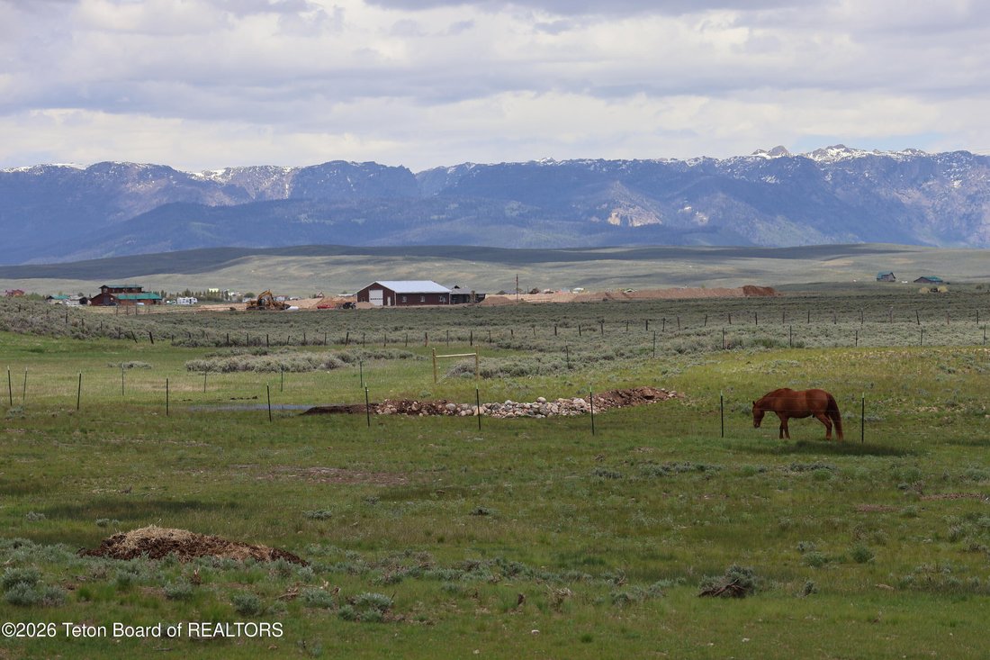 House in Pinedale, Wyoming, United States 3 - 17545952
