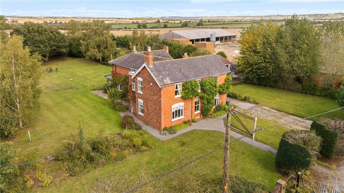 House in North Owersby, England 1 - 16211937