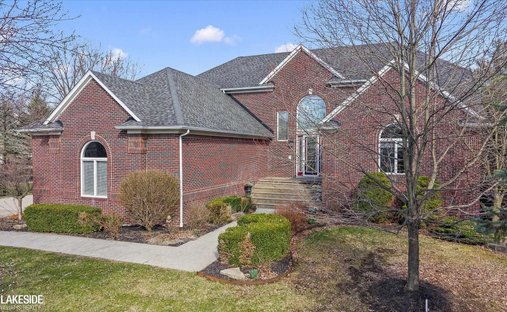 House in Troy, Michigan, United States 1