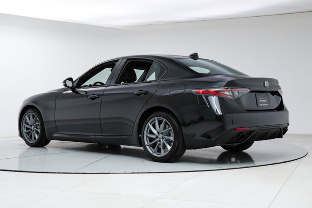 Sedan in Fort Lauderdale, FL, United States 3 - 17476500