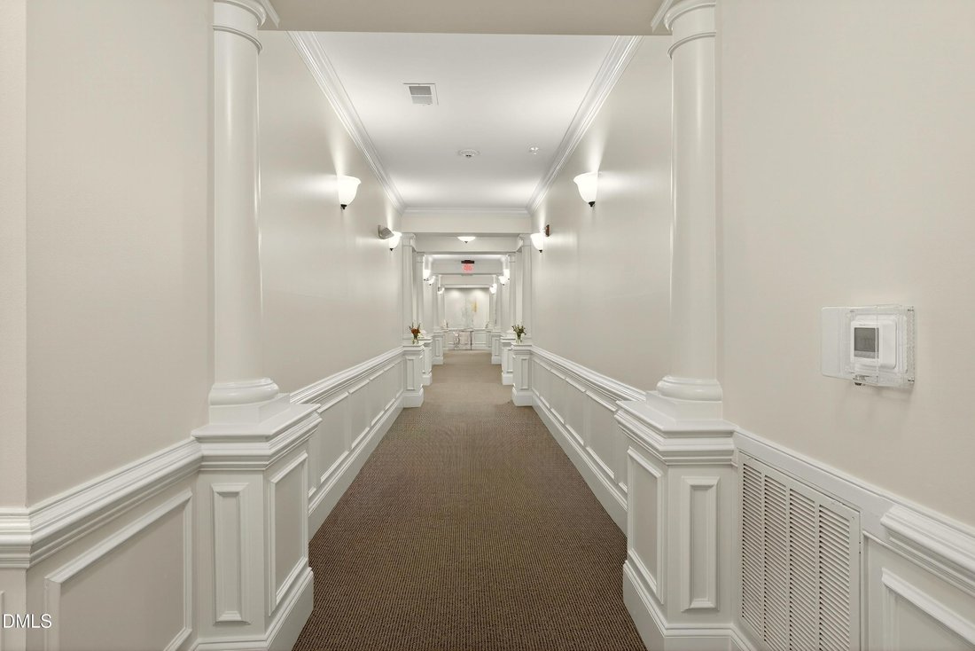 Condo in Raleigh, North Carolina, United States 4 - 17546578