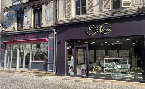 Estate in Avenue de Compiegne, Villers-Cotterêts, France 1
