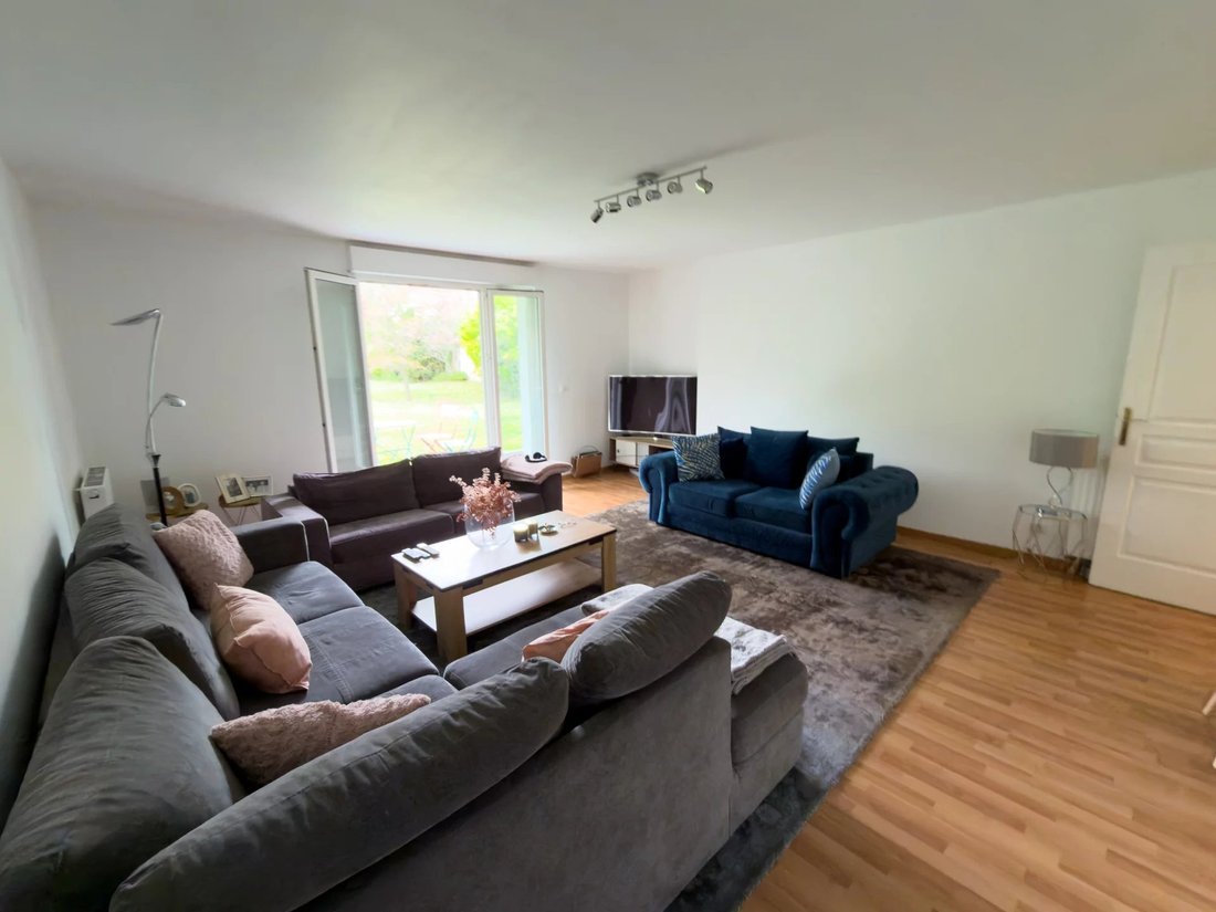Apartment in Thiers, Le Raincy, France 3 - 16222032