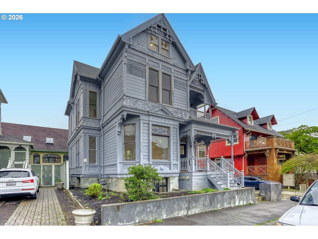 House in Portland, Oregon, United States 2 - 17546041