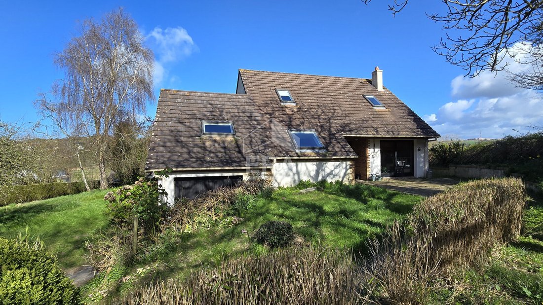 Villa in Hautot-sur-Mer, Normandy, France 1 - 17546909