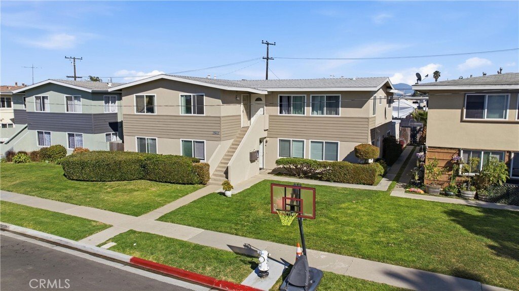 Costa Mesa, California, United States 2 - 17546264