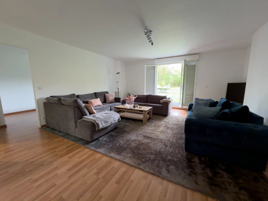 Apartment in Thiers, Le Raincy, France 2 - 16222032
