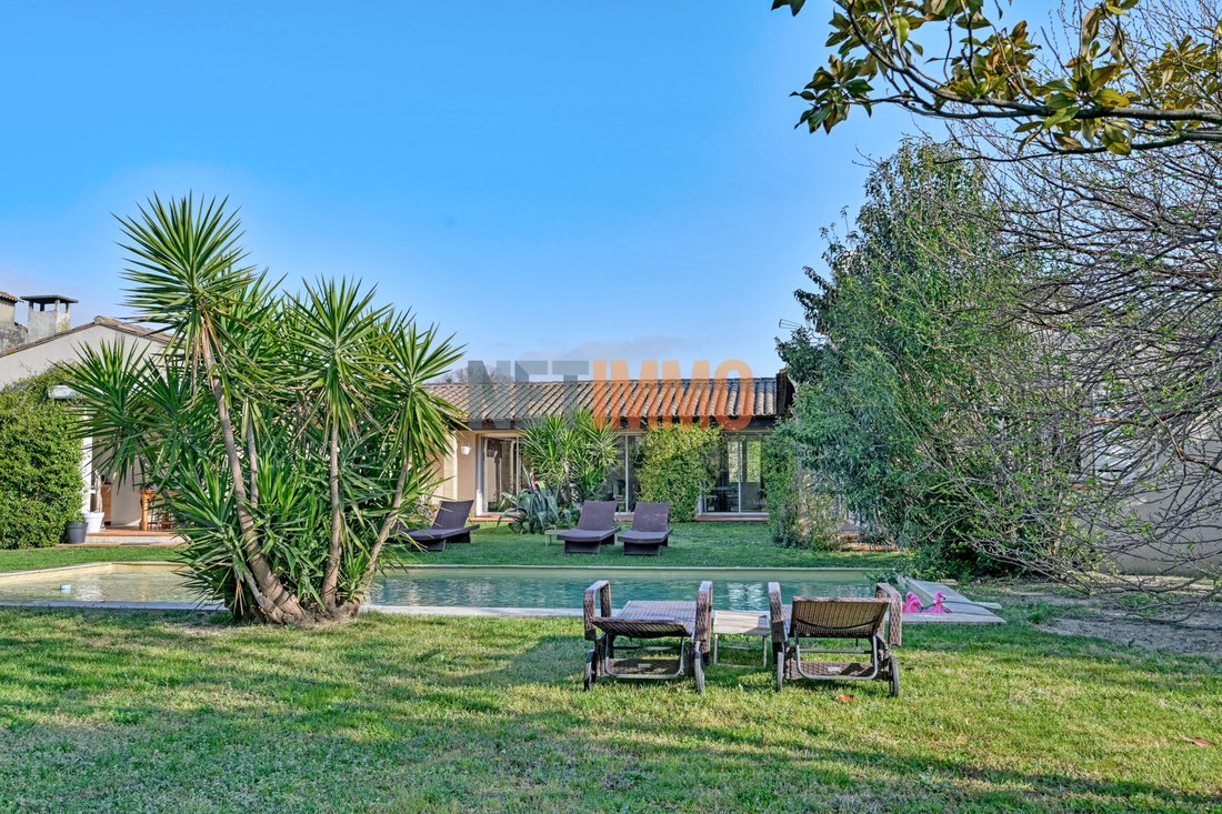 Villa in Aimargues, Occitania, France 1 - 17547002
