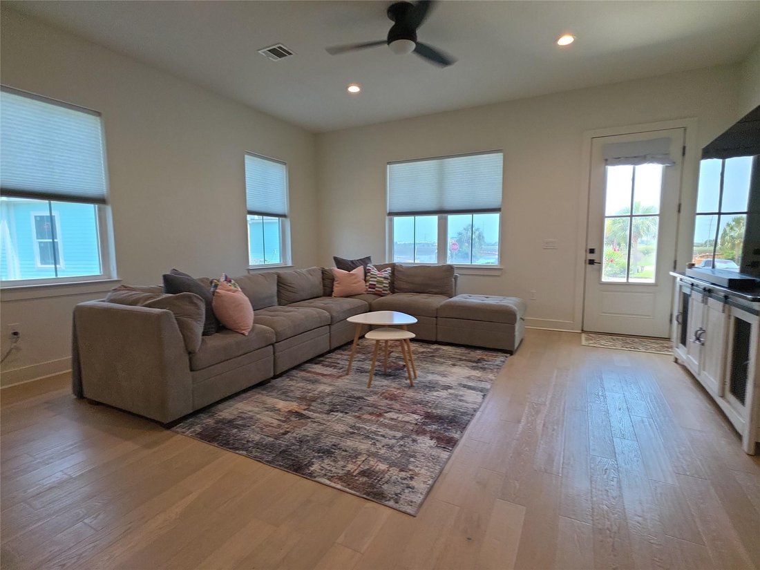 House in Galveston, Texas, United States 4 - 17546352