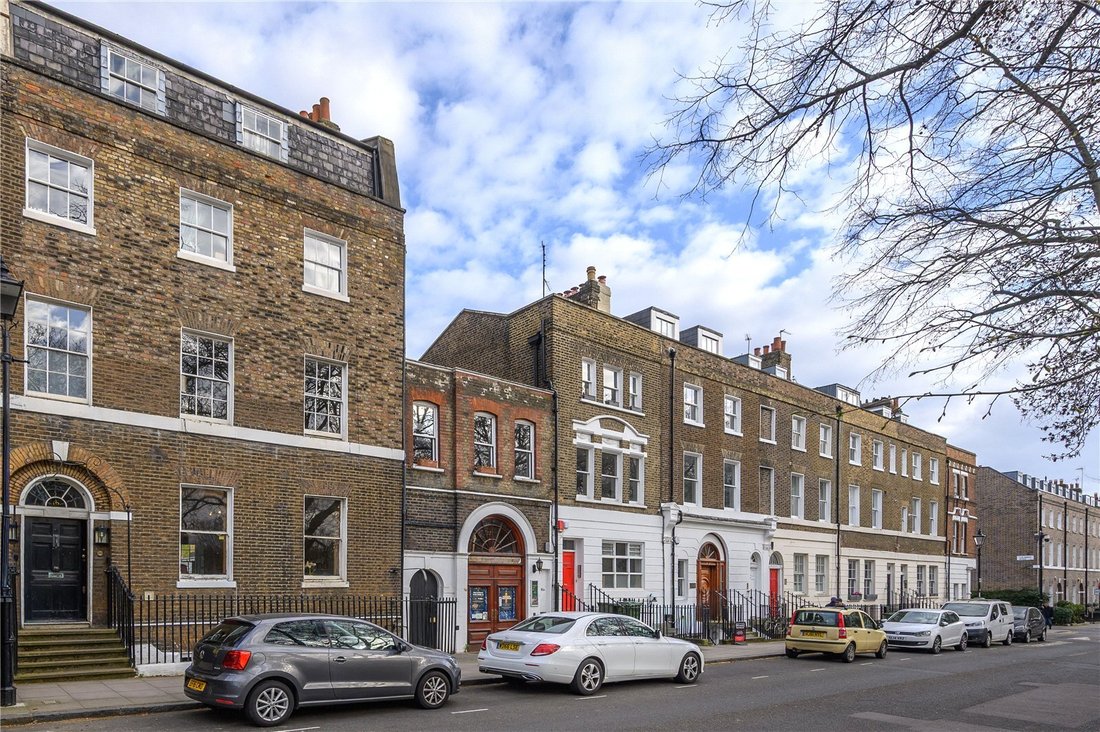 House in Highbury, Islington, England 1 - 17546535