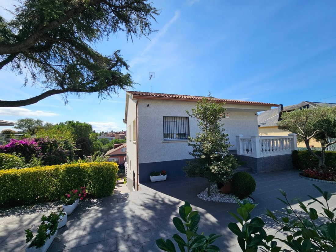 Villa in Canovelles, Catalonia, Spain 2 - 17546736