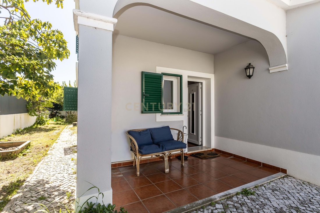 Villa in Azeitao (Sao Lourenco e Sao Simao), Setubal, Portugal 1 - 17546577