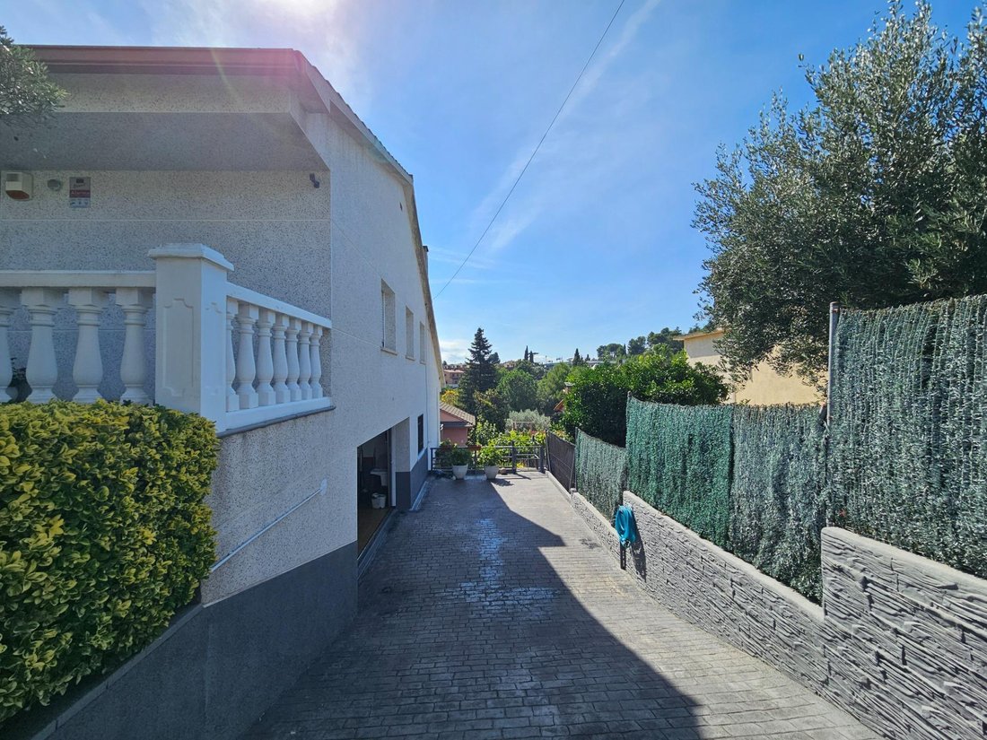 Villa in Canovelles, Catalonia, Spain 3 - 17546736