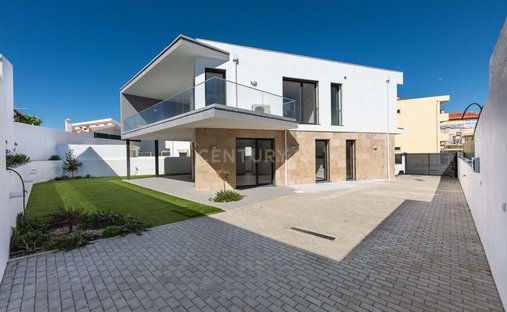 Villa in Sao Domingos de Rana, Lisbon, Portugal 1