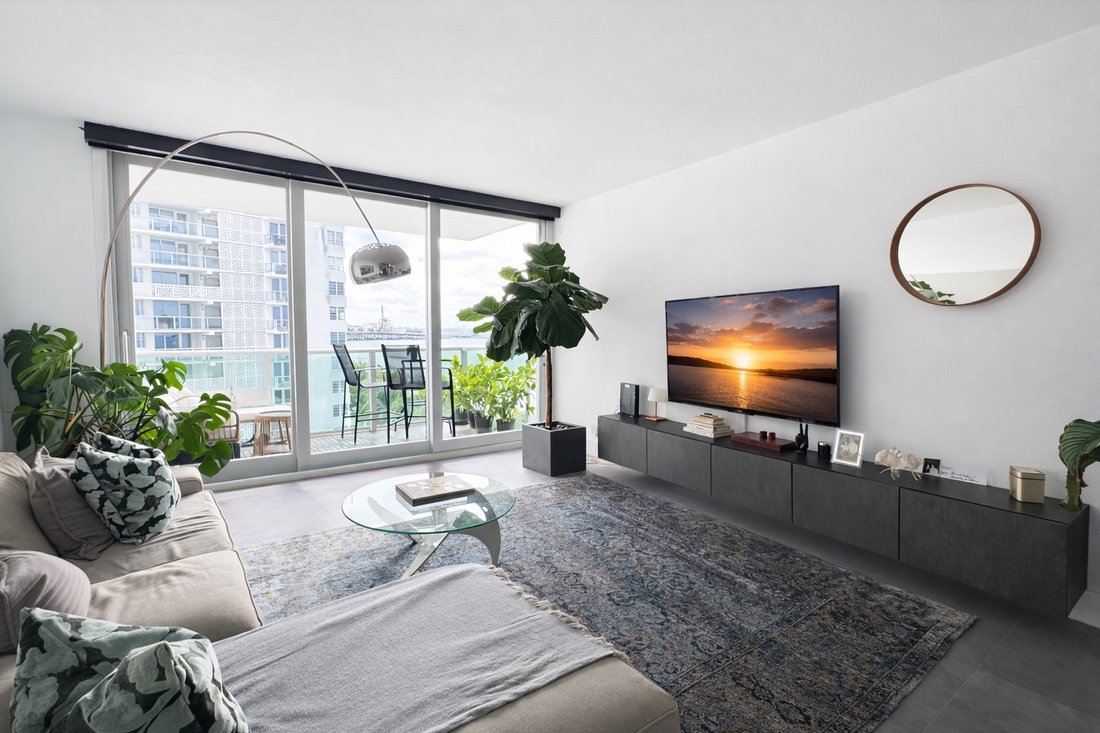 Miami Beach, Florida, United States 3 - 17547229