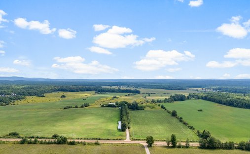 Farm Ranch in Sheenboro, Québec, Kanada 1