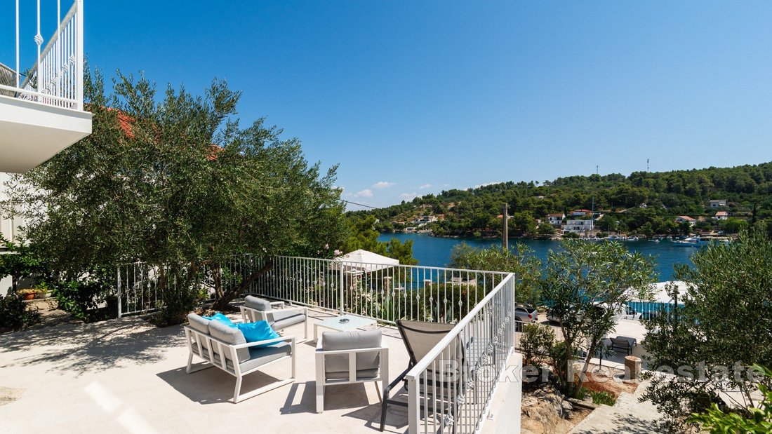Villa in Grohote, Split-Dalmatia County, Croatia 1 - 17547821