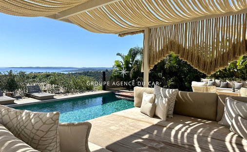 Villa in Les Issambres, Roquebrune-sur-Argens, France 1