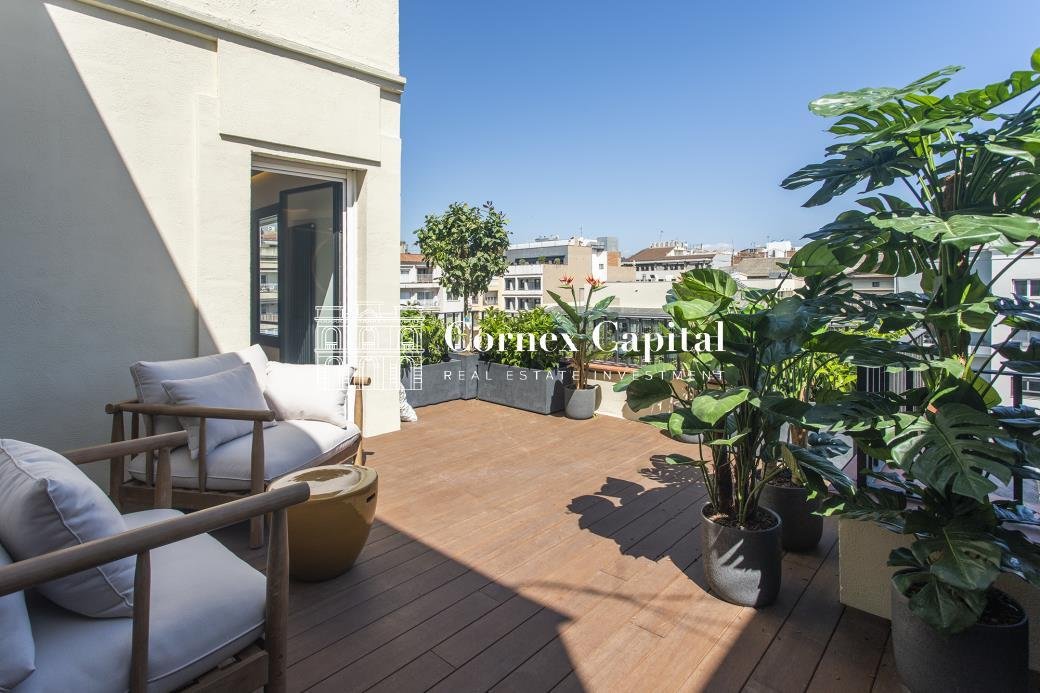 Penthouse in Sarrià-Sant Gervasi, Barcelona, Spain 1 - 14958195