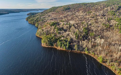 Land in Saint-Fortunat, Quebec, Canada 1