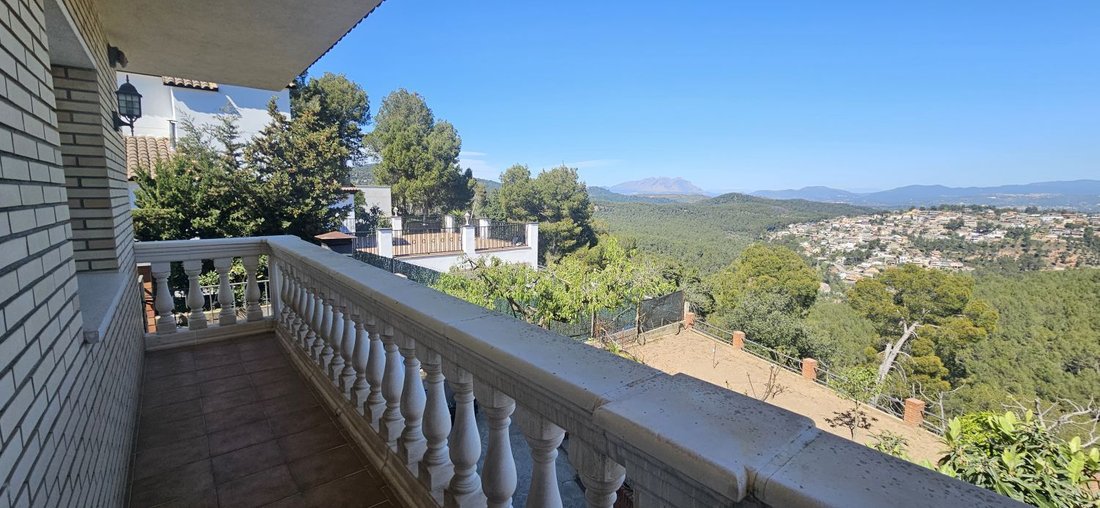 House in Corbera de Llobregat, Catalonia, Spain 3 - 17547512
