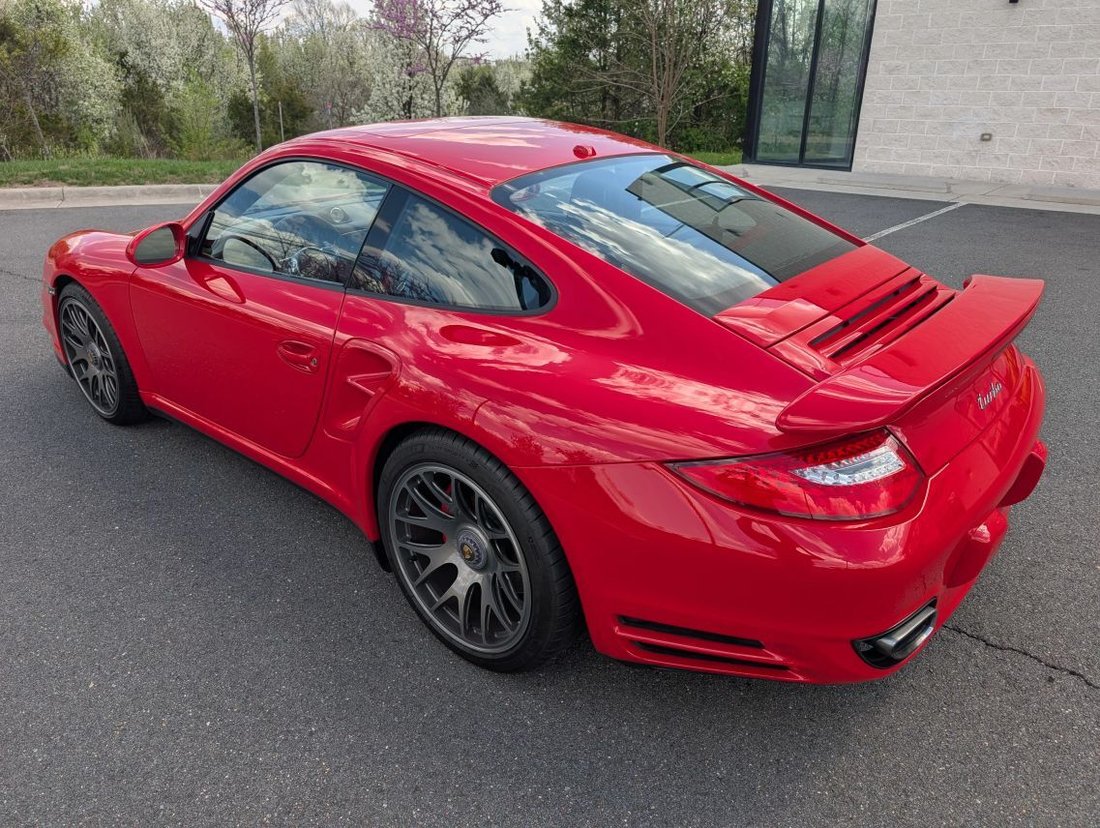 Coupe in Ashburn, VA, United States 5 - 17547674