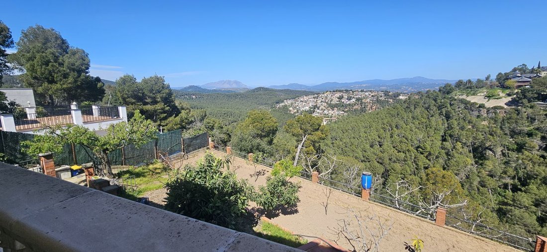 House in Corbera de Llobregat, Catalonia, Spain 5 - 17547512