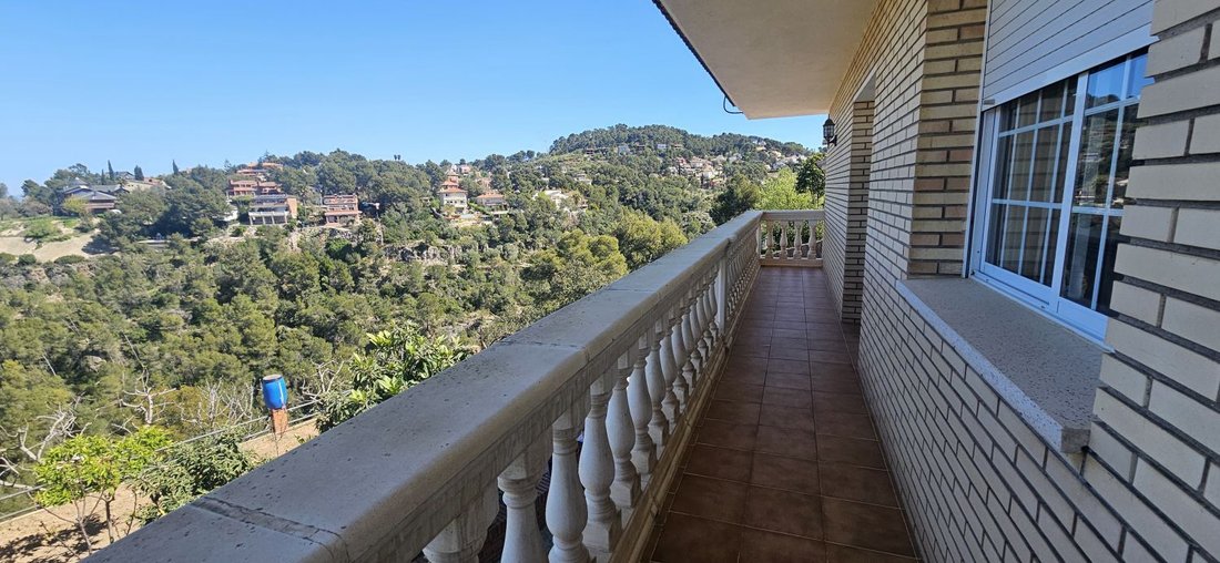 House in Corbera de Llobregat, Catalonia, Spain 2 - 17547512