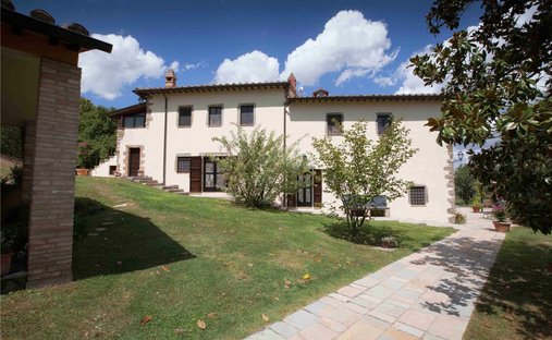 Country House in Umbertide, Umbria, Italy 1