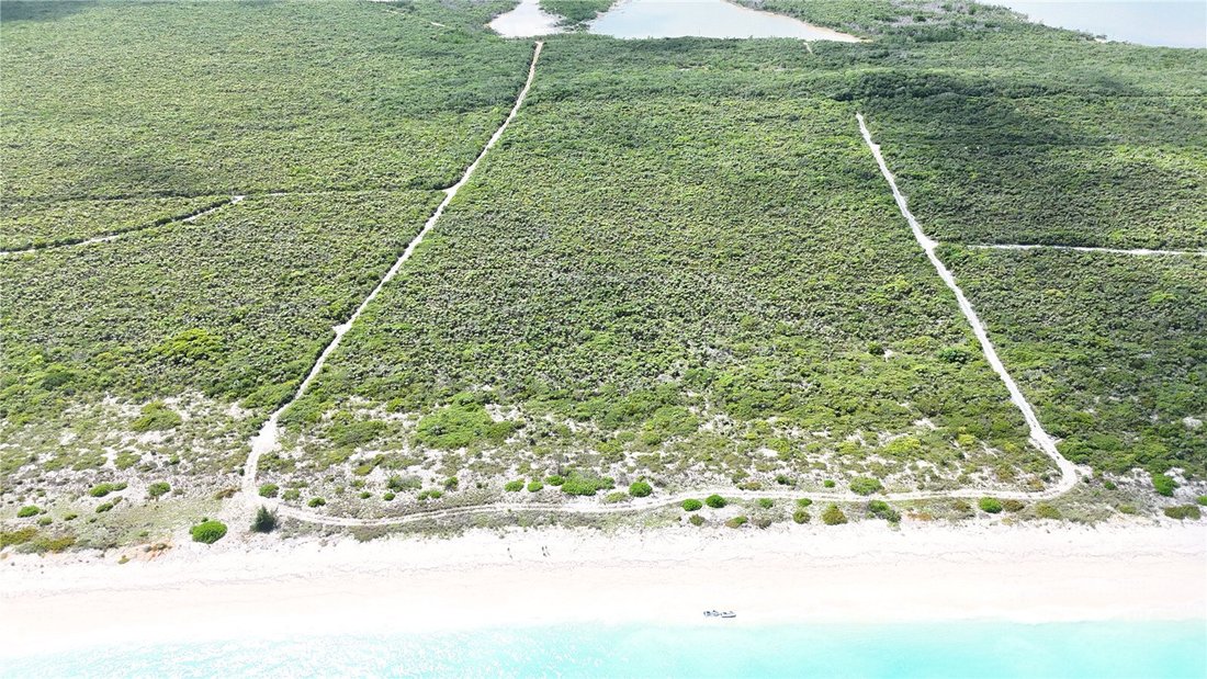 Land in Sandy Point, Caicos Islands, Turks and Caicos Islands 2 - 17547725