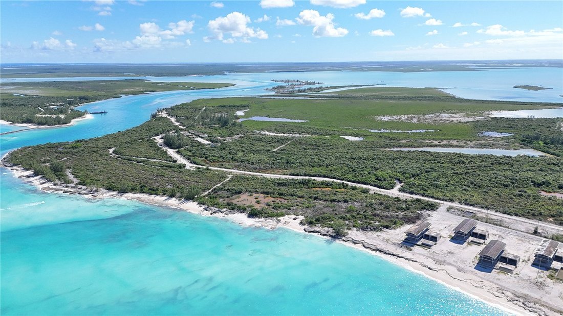 Land in Sandy Point, Caicos Islands, Turks and Caicos Islands 1 - 17547720