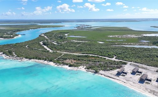 Terrain à Sandy Point, Caicos Islands, Îles Turks et Caïques 1
