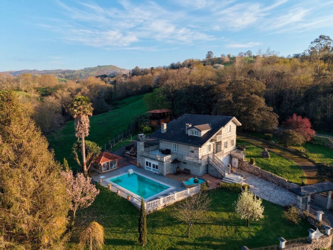 Chalet in Rasines, Cantabria, Spain 2 - 17547529