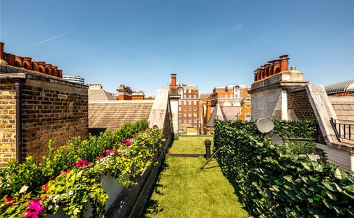 Penthouse in Mayfair, Westminster, England 1