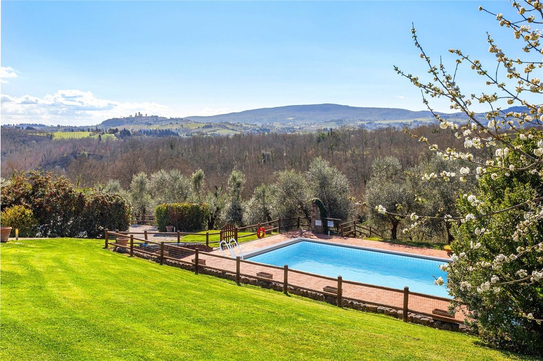Country House in San Gimignano, Tuscany, Italy 5 - 17547872
