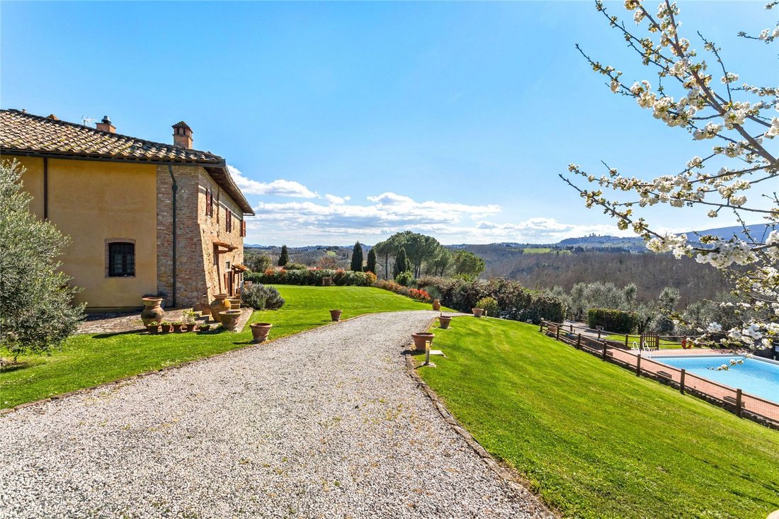 Country House in San Gimignano, Tuscany, Italy 3 - 17547872