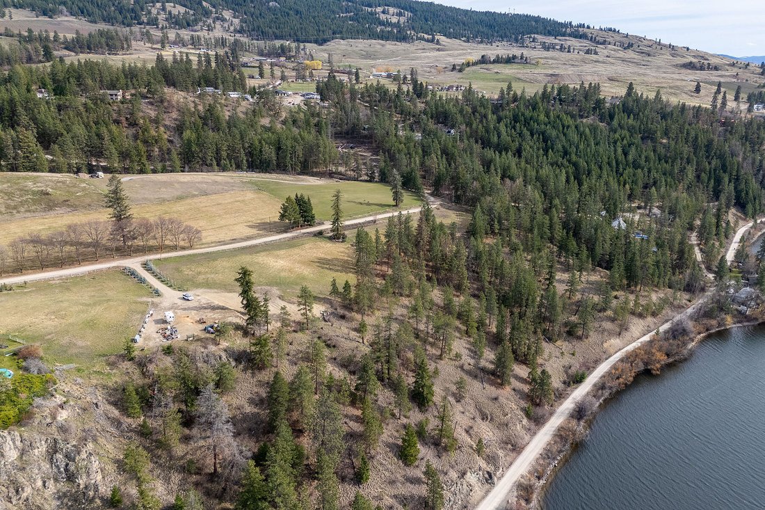 Lake Country, British Columbia, Canada 5 - 17547948