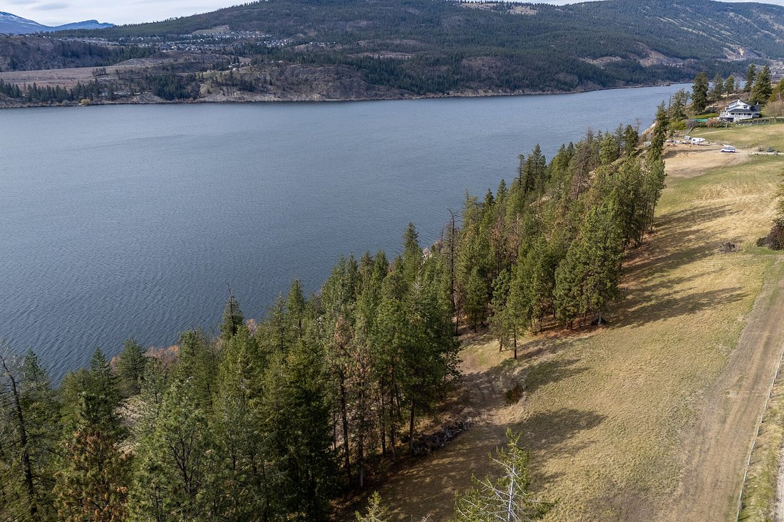 Lake Country, British Columbia, Canada 1 - 17547948