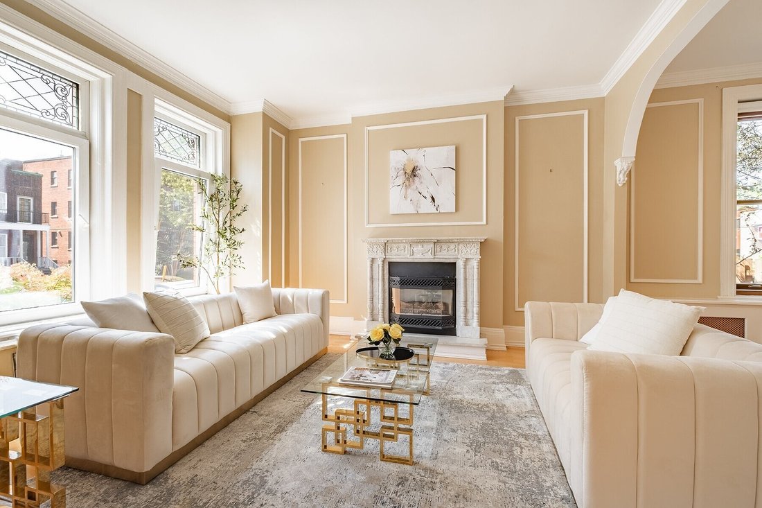 Apartment in Westmount, Quebec, Canada 1 - 17548009