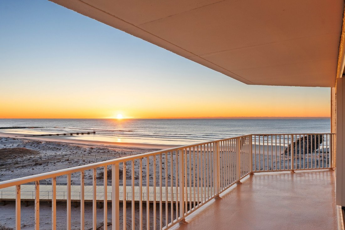 Condo in Ocean City, New Jersey, United States 1 - 17547988