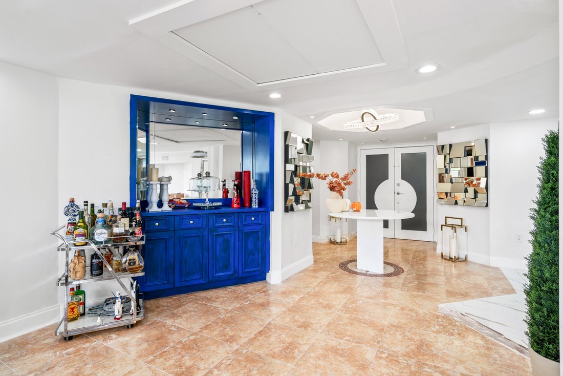 Condo in Miami, Florida, United States 1 - 17548123