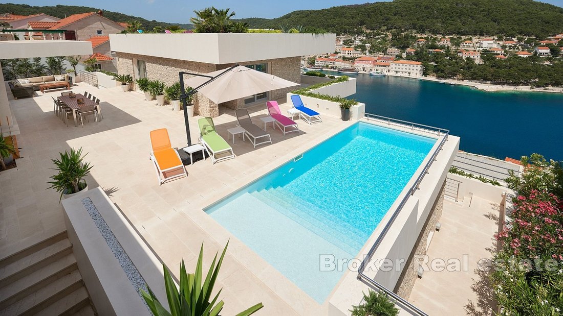 Villa in Dol, Split-Dalmatia County, Croatia 1 - 17547843