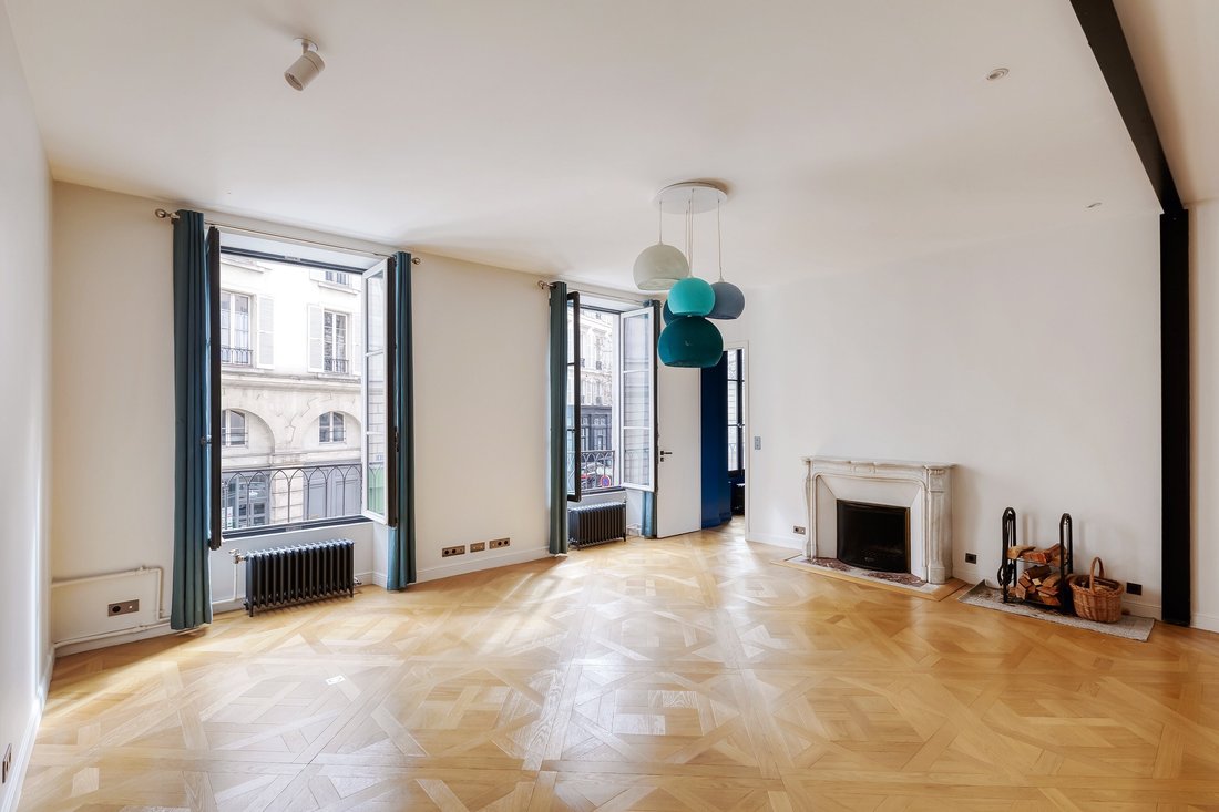 Apartment in Saint Germain des Prés, Paris 6e Arrondissement, Paris 1 - 17547938