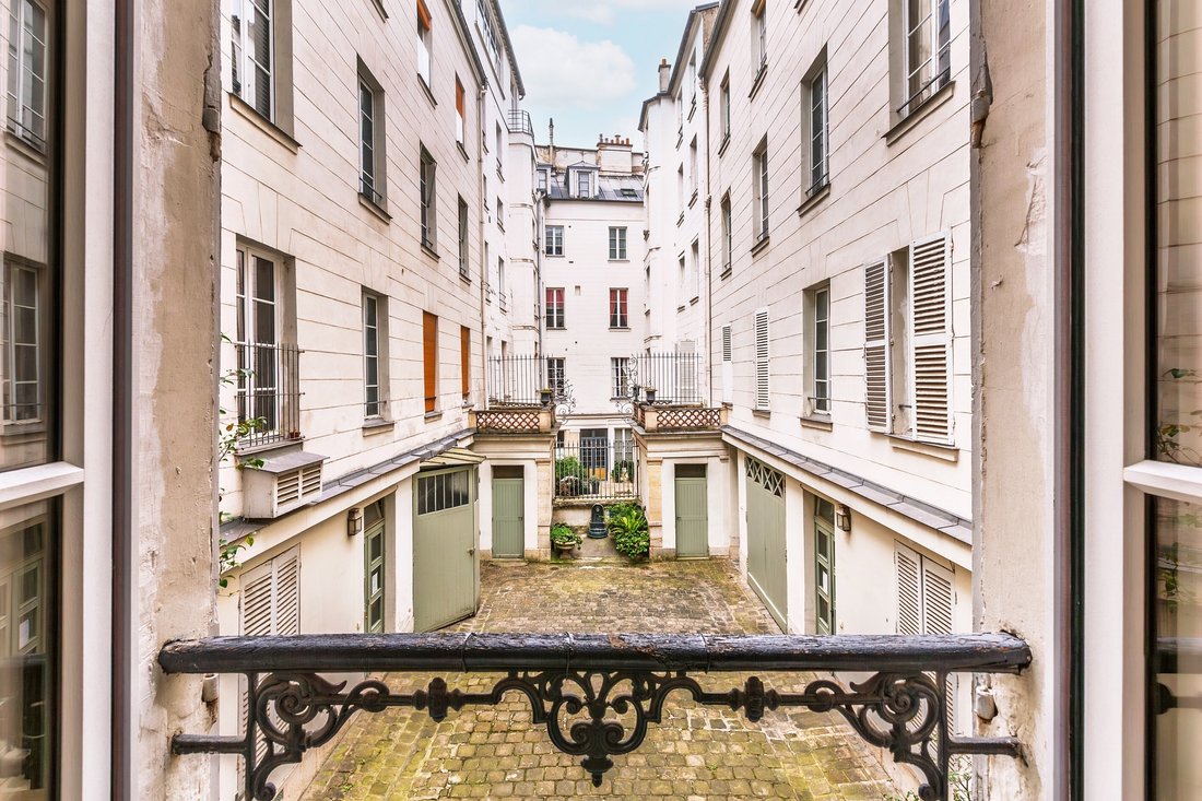 Apartment in Saint Germain des Prés, Paris 6e Arrondissement, Paris 5 - 17547938